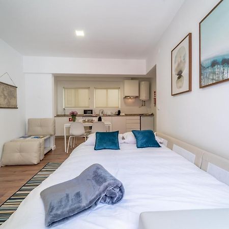 Praca Velha I Apartment Braga Bagian luar foto