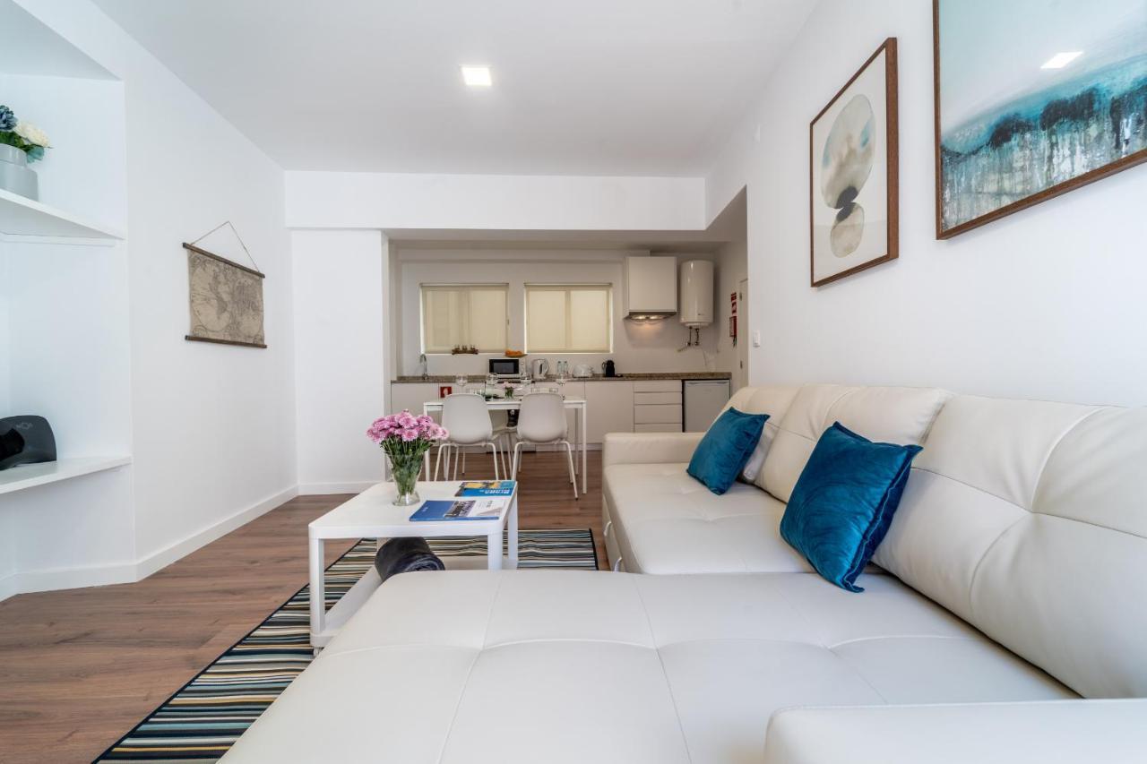 Praca Velha I Apartment Braga Bagian luar foto