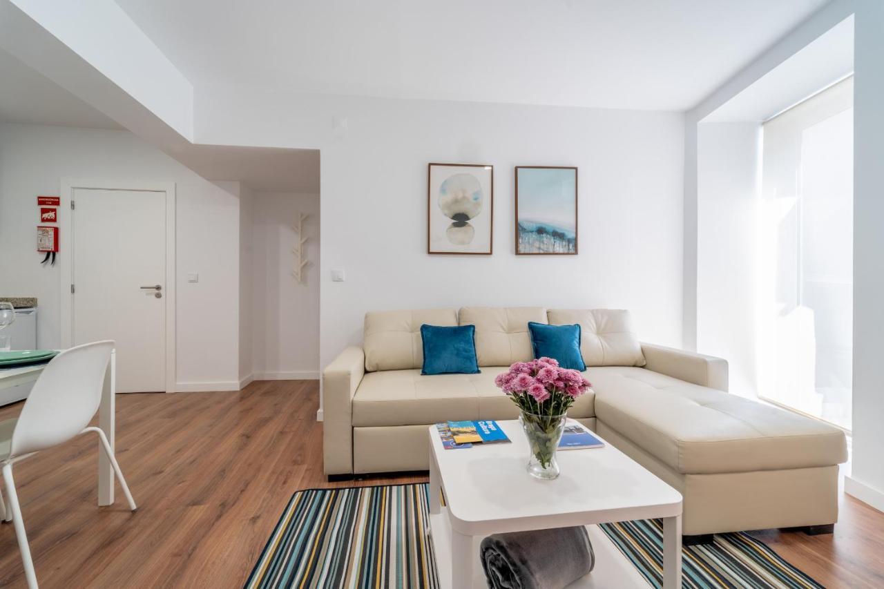Praca Velha I Apartment Braga Bagian luar foto