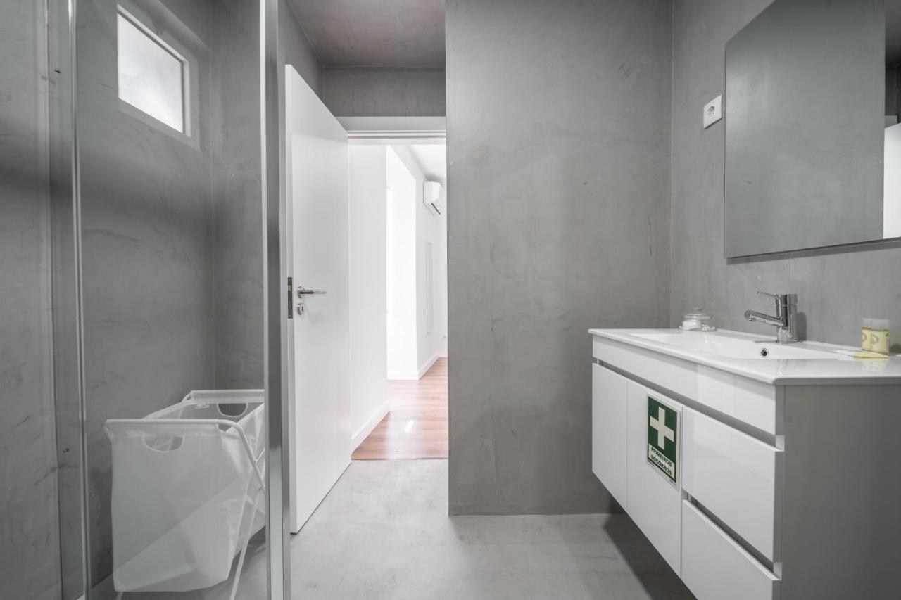 Praca Velha I Apartment Braga Bagian luar foto