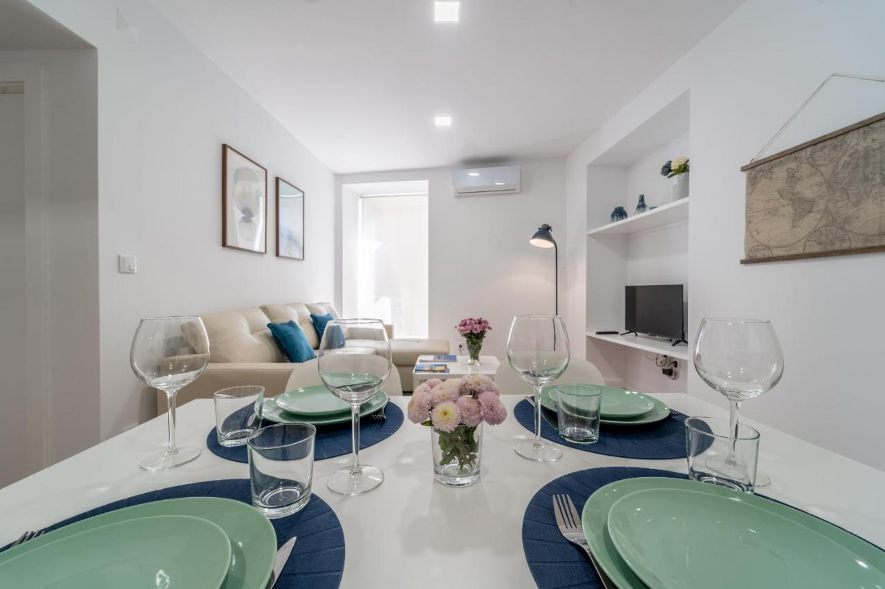 Praca Velha I Apartment Braga Bagian luar foto